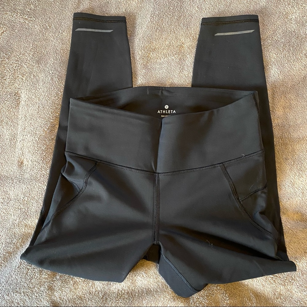 Black Athleta Crop Leggings